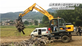 寶鼎輪式挖掘機(jī)產(chǎn)品