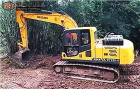 寶鼎小型挖掘機(jī)械