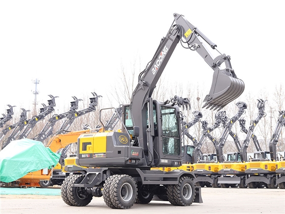 寶鼎75D輪式挖掘機.jpg