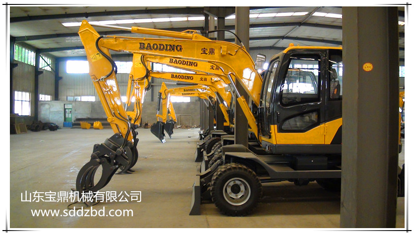 山東寶鼎挖掘機(jī)廠家輪式挖掘機(jī)械產(chǎn)品