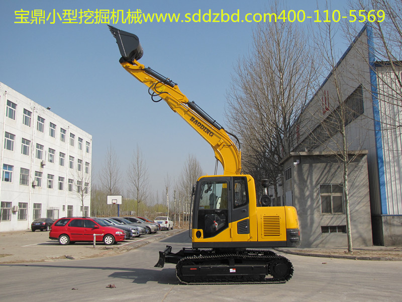 寶鼎小型挖掘機(jī)械