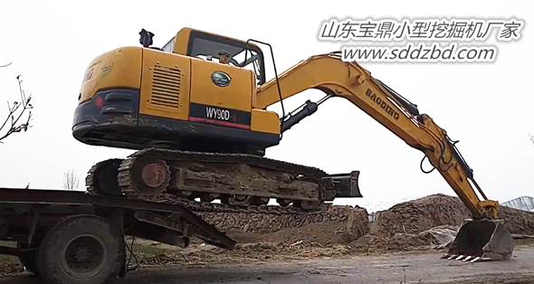 寶鼎小型挖掘機械