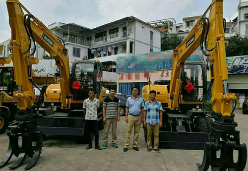 寶鼎小型挖掘機