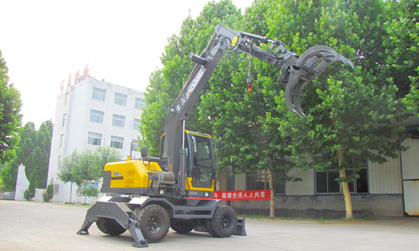 寶鼎95抓木機卷揚機車型.jpg
