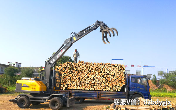 寶鼎95抓木機.jpg