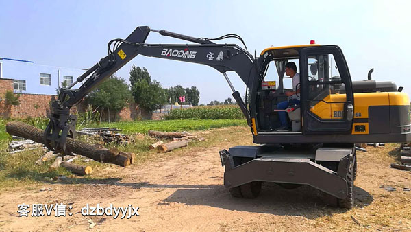 寶鼎輪式抓木機95車型.jpg
