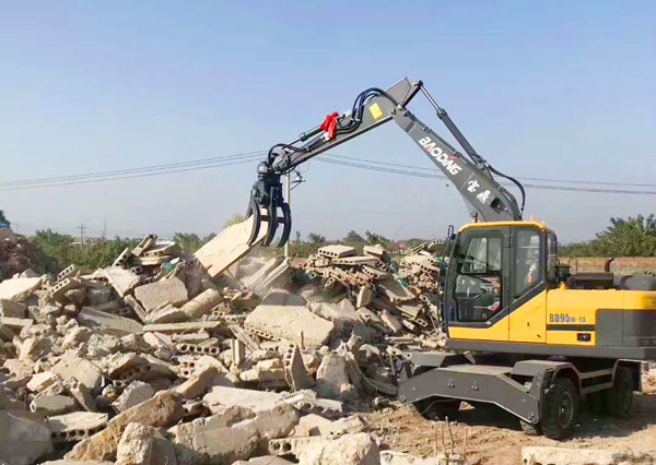 寶鼎95抓木機(jī)建筑垃圾裝卸