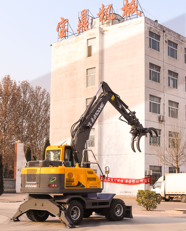 寶鼎輪式挖掘機廠家.jpg
