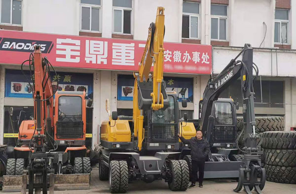 寶鼎輪式挖掘機地方辦事處.jpg