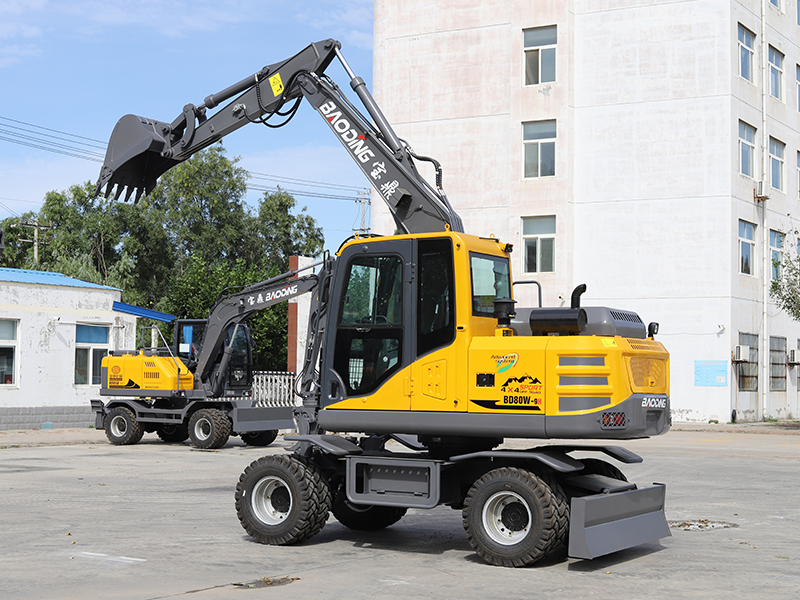 寶鼎BD80W-9H輪式挖掘機，市政好幫手