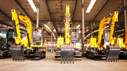 寶鼎小型挖掘機(jī)廠家嚴(yán)把質(zhì)量關(guān)，履帶WY90屢創(chuàng)新高